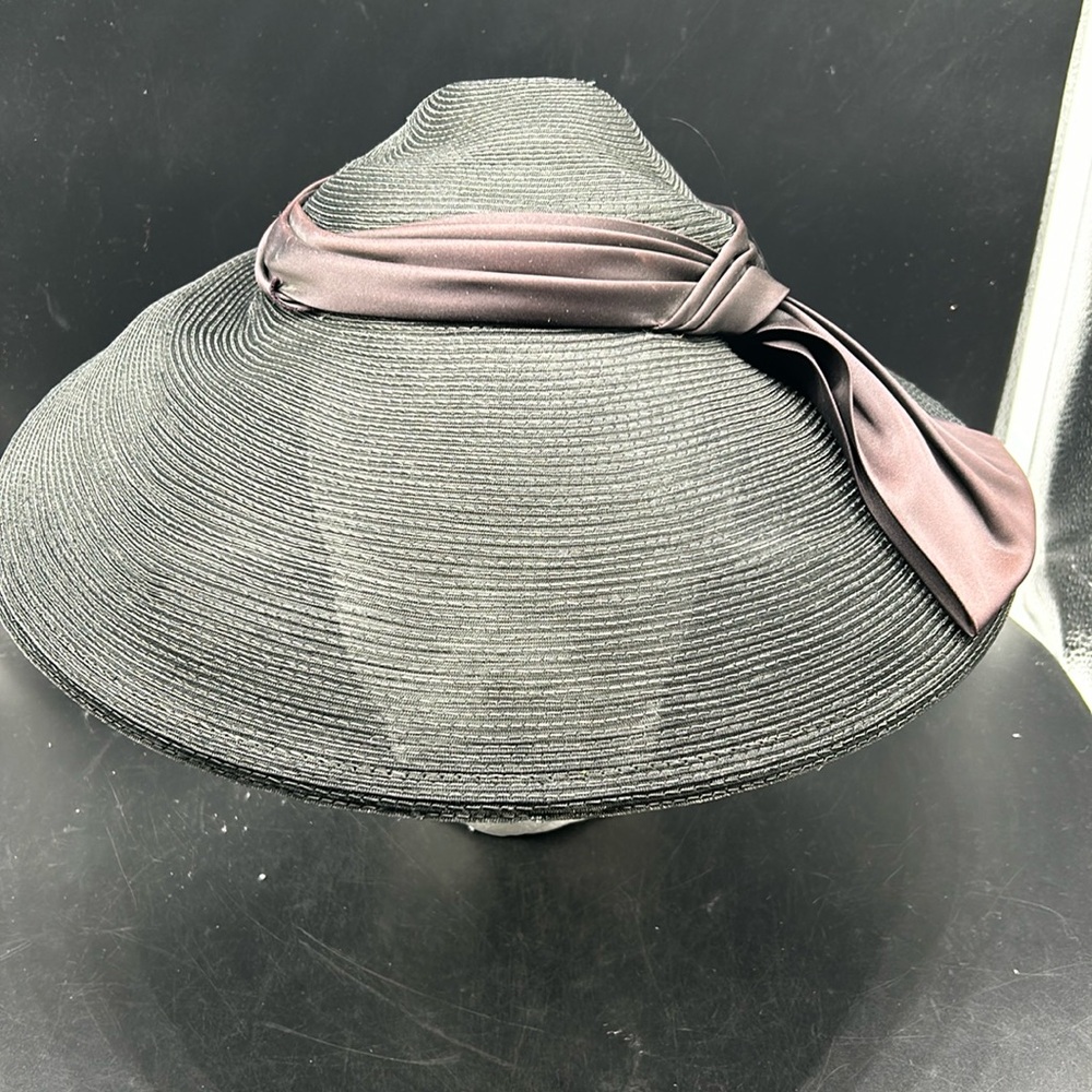 Vintage Black Picture Hat w/Ribbon Band